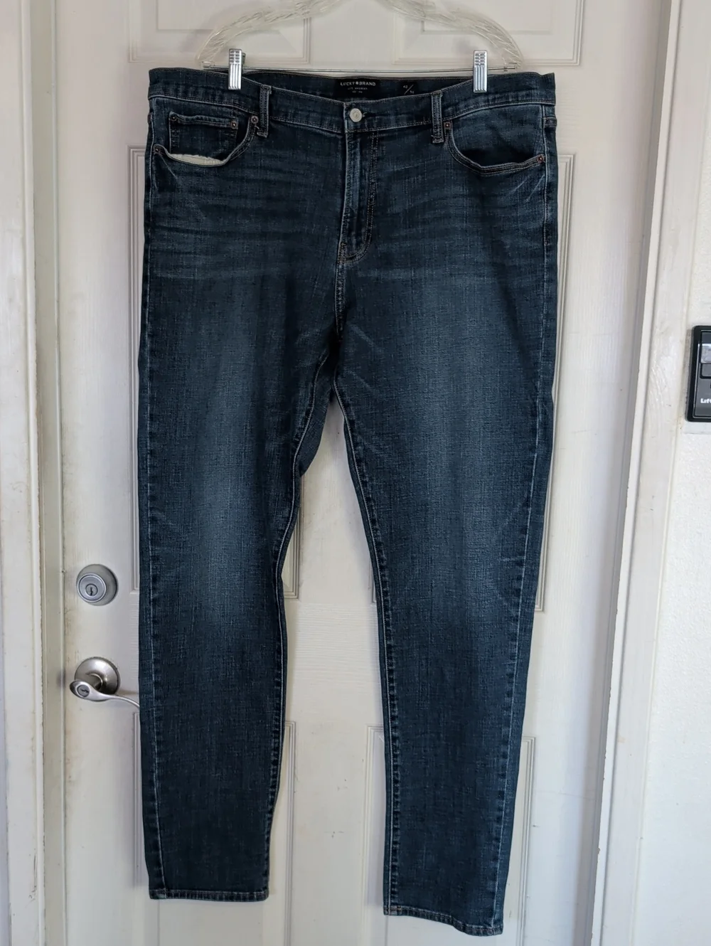 Lucky Brand Men's 410 Athletic Slim Fit Denim Jeans Men Size 40